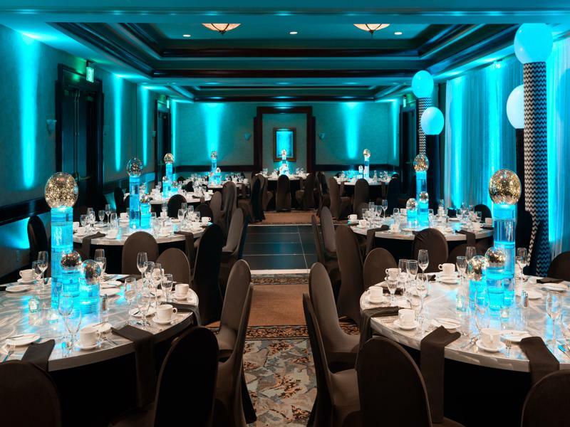 Hotel Hilton Woodland Hills/ 3*