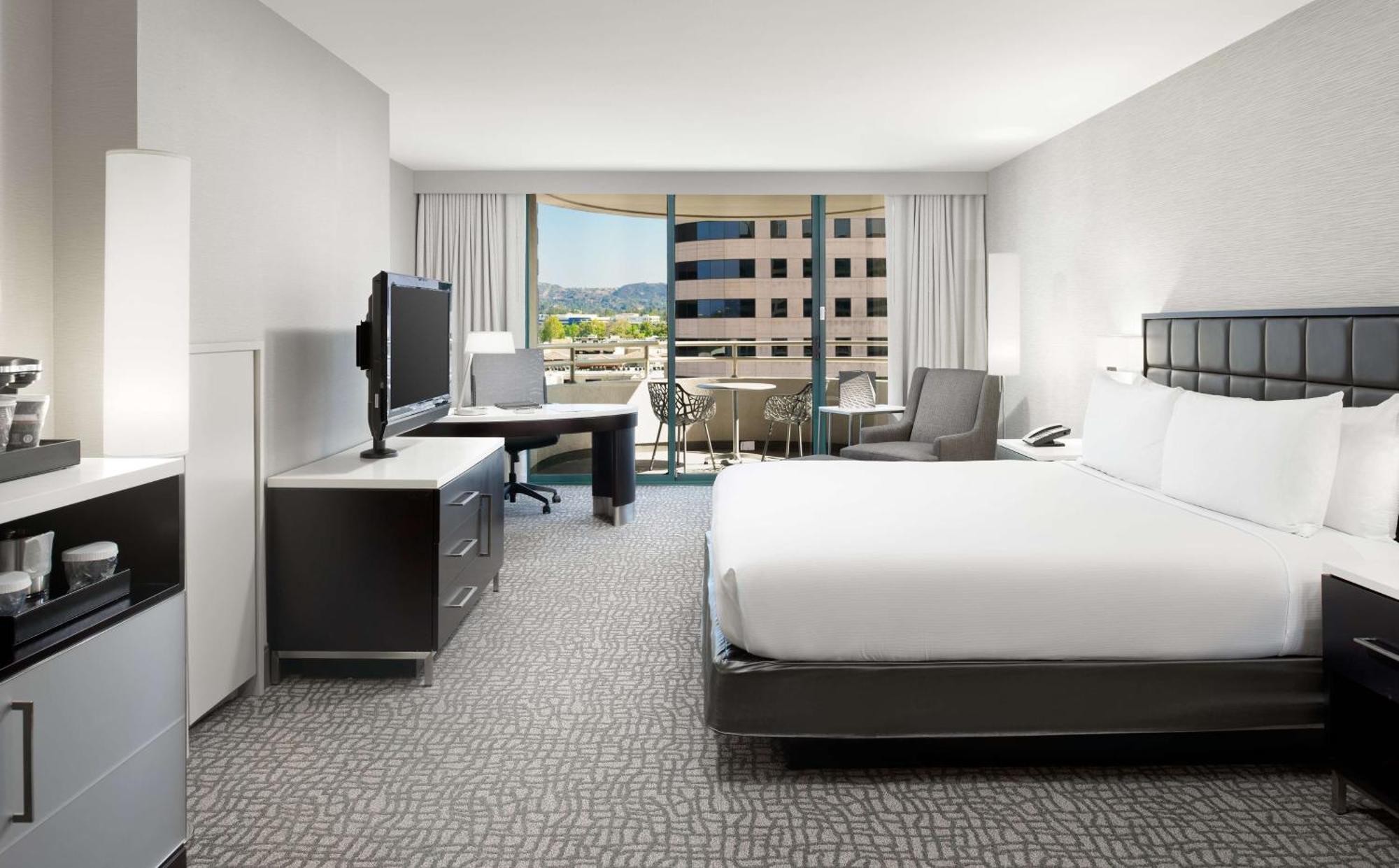 Hilton Woodland Hills/ Angeles