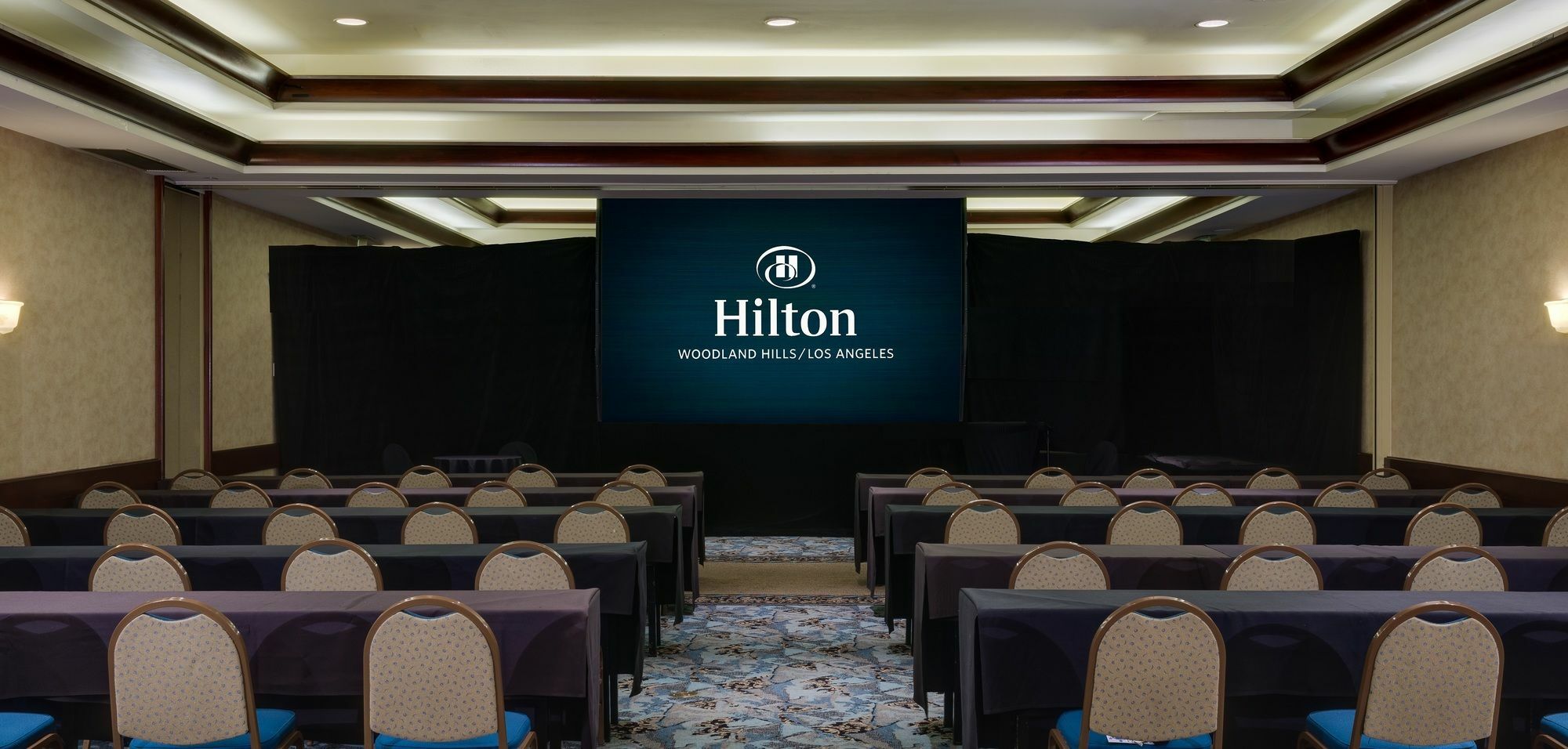 Hotel Hilton Woodland Hills/ Angeles 3*